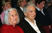 Renate und Imo Moszkowicz bei der Verleihung der Ehrenbürgerschaft